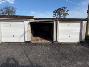 Photo 16- click for photo gallery